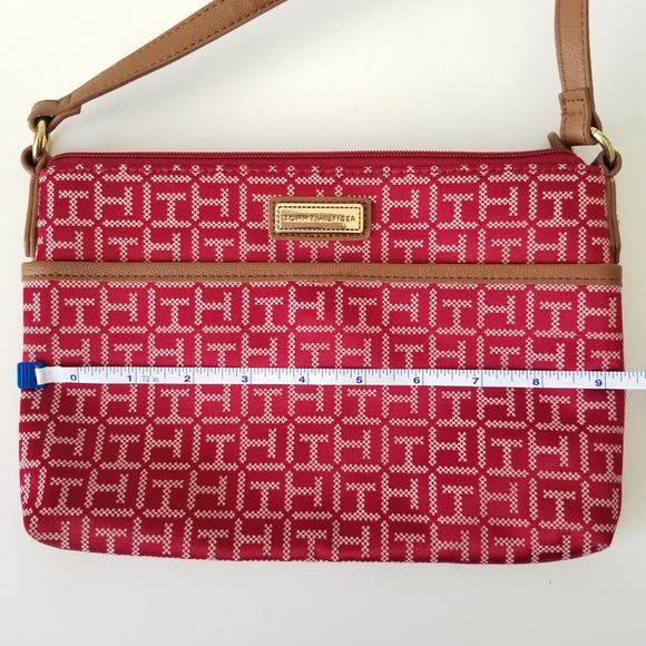 🚫SOLD🚫TommyHilfiger▪︎Crossbody Purse - Picture 11 of 13